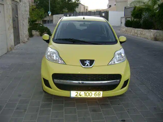 פיז'ו 107 טרנדי קדמי